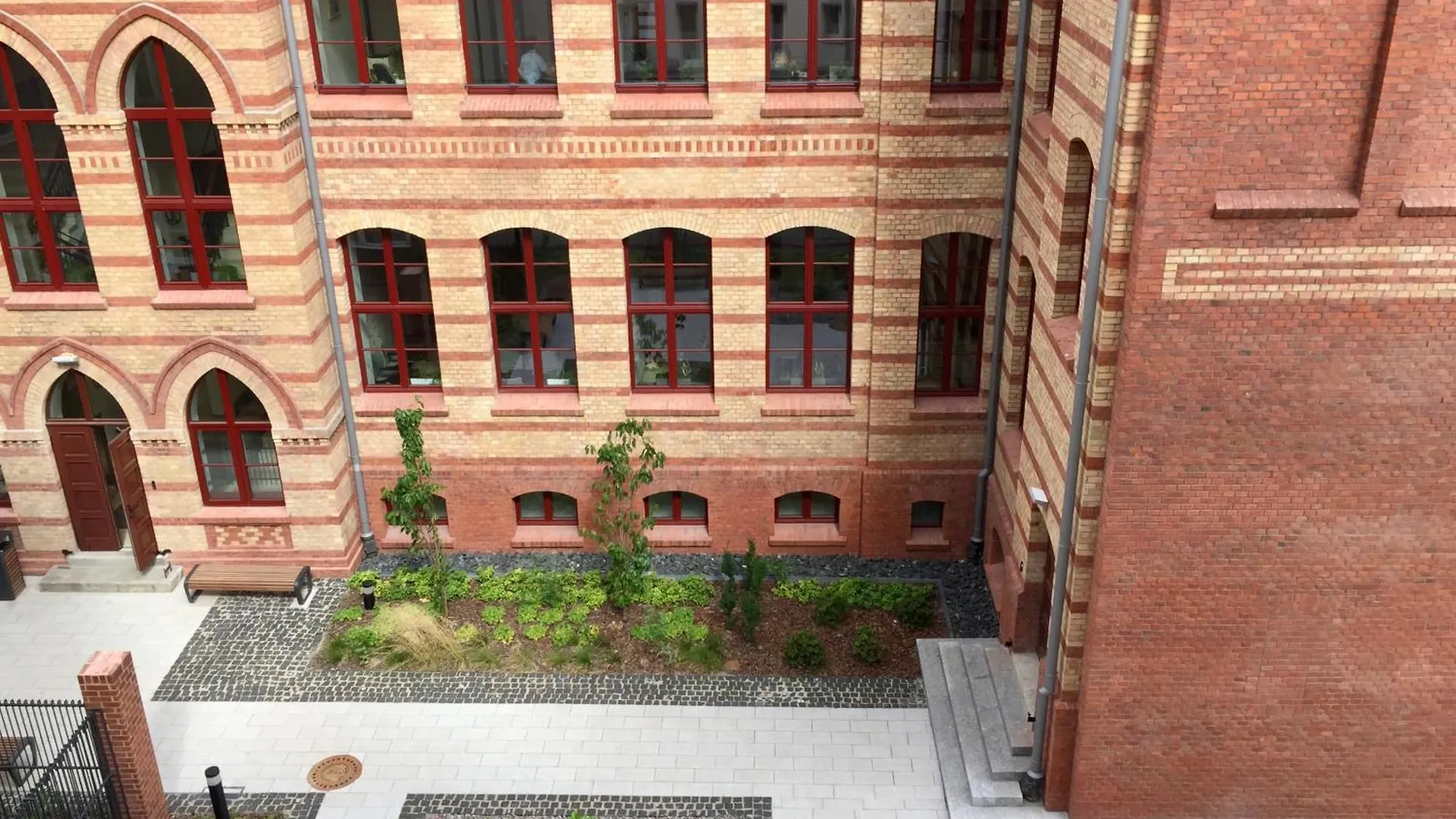 Apartment Lts Rent Comfortable River View & Art, Four Rooms Gdansk Poland