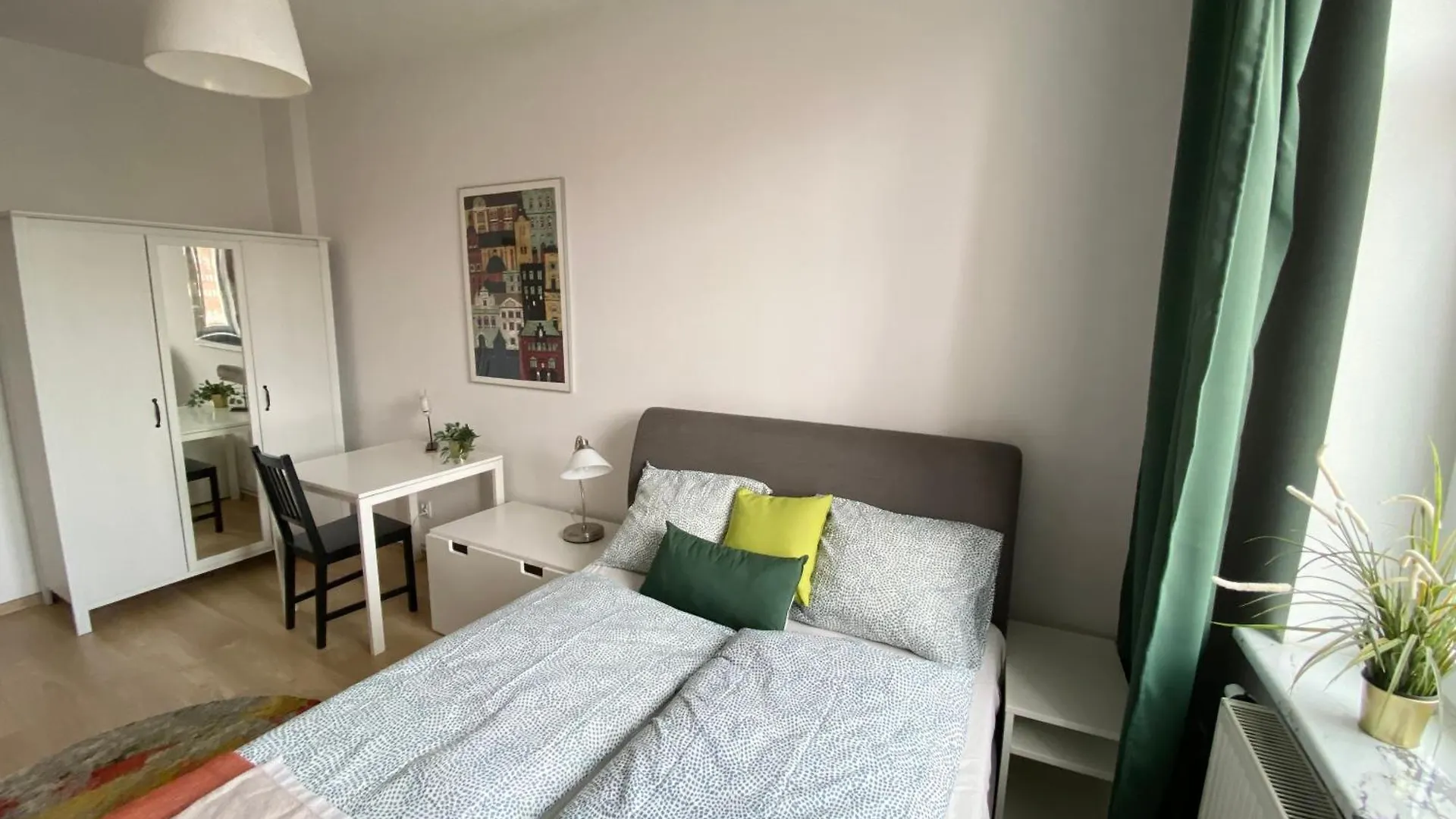 Lts Rent Comfortable River View & Art, Four Rooms Gdansk